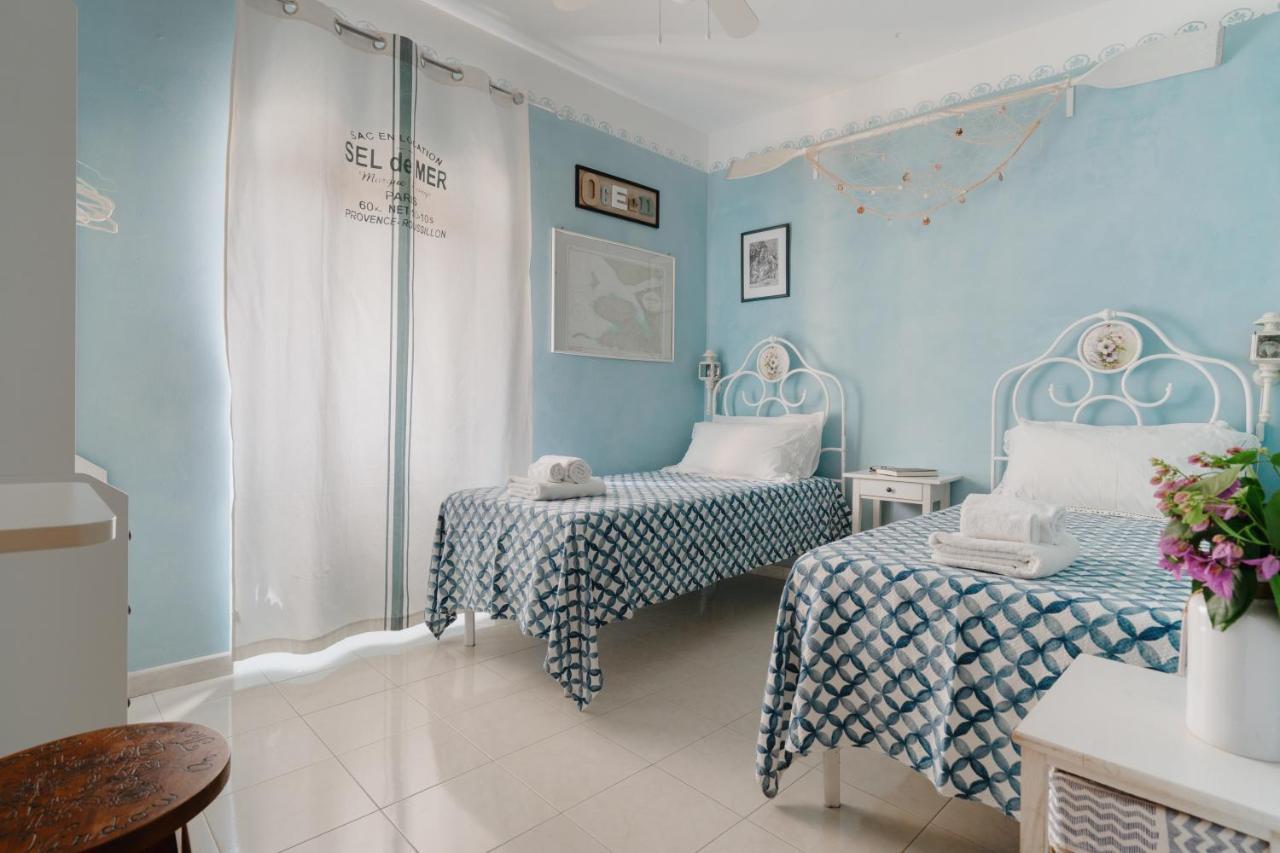 B&B La Finestra Sul Campanile Montecosaro  Экстерьер фото